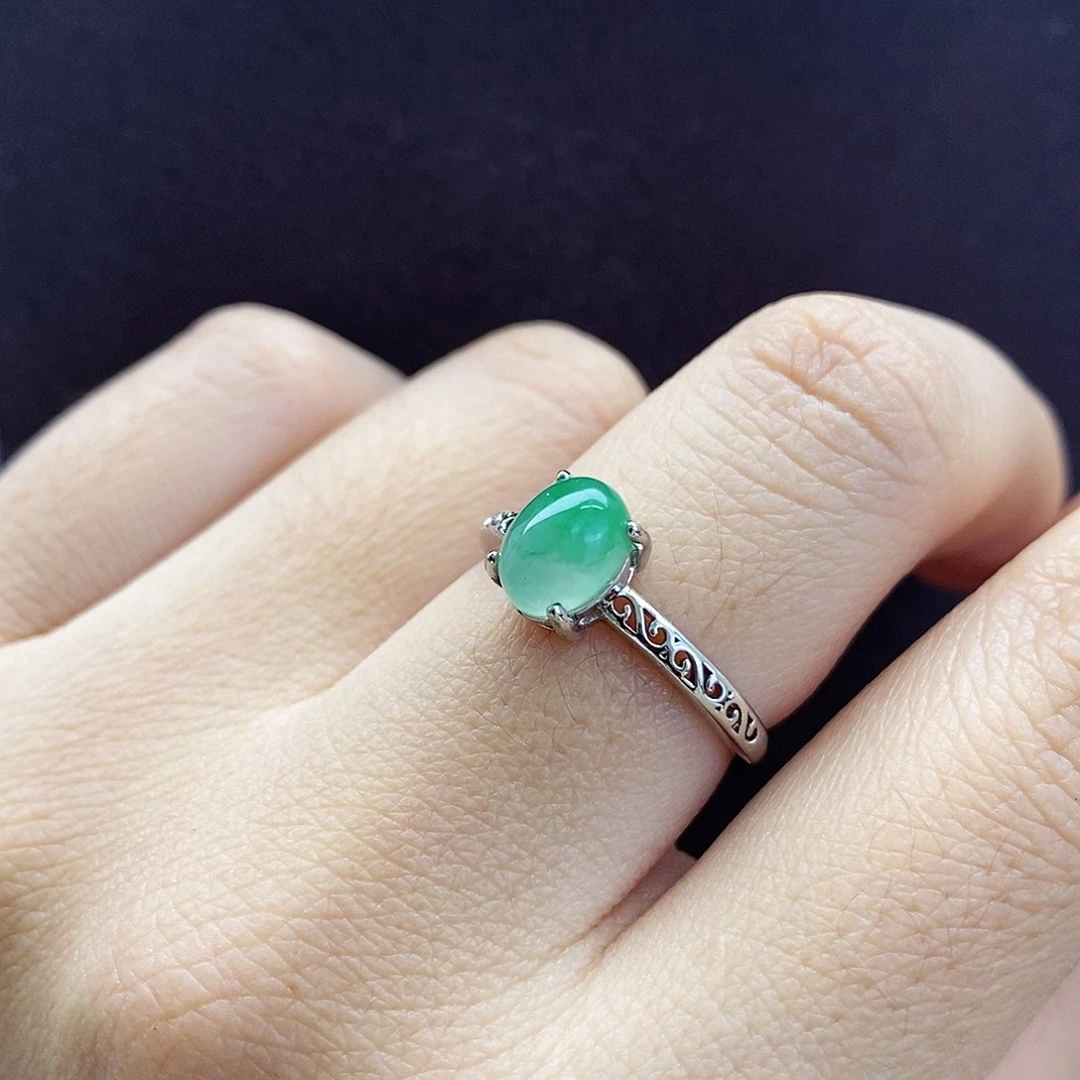 石英质玉合金戒指