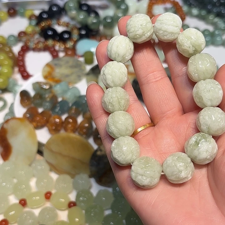 蛇纹石玉未镶嵌手串