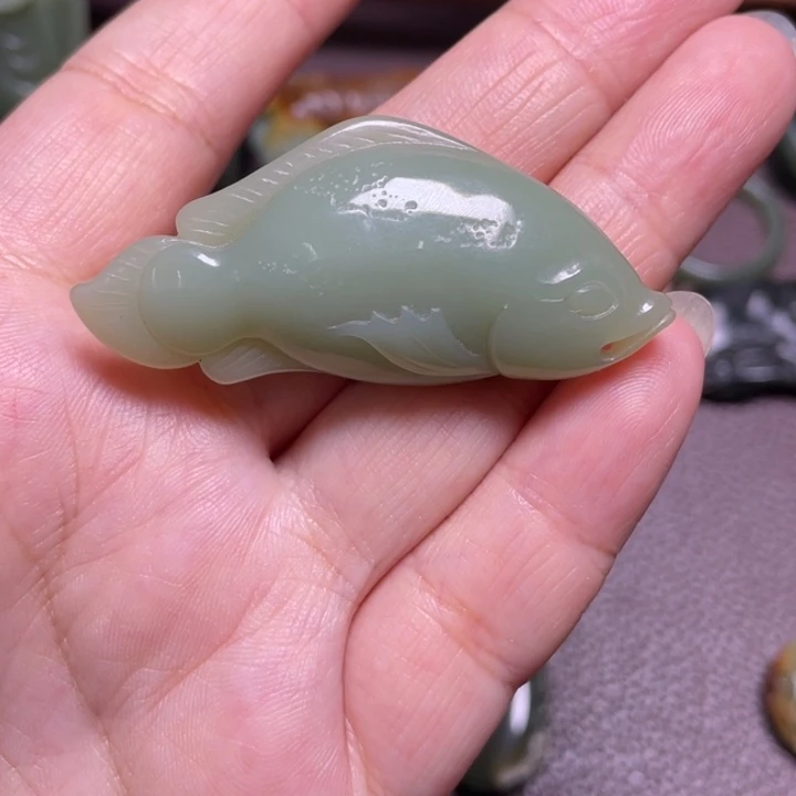 海***参颈饰未镶嵌岫岩河磨玉（透闪石质玉）