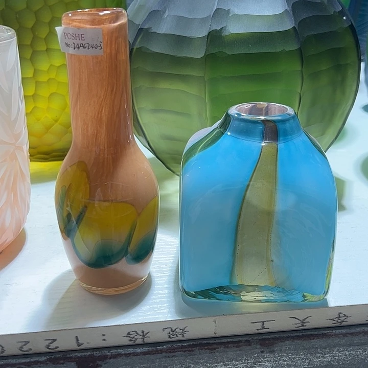 M****太彩色花瓶花器一对两只