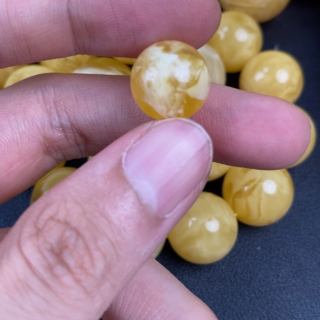 琥珀未镶嵌珠宝奇石50
