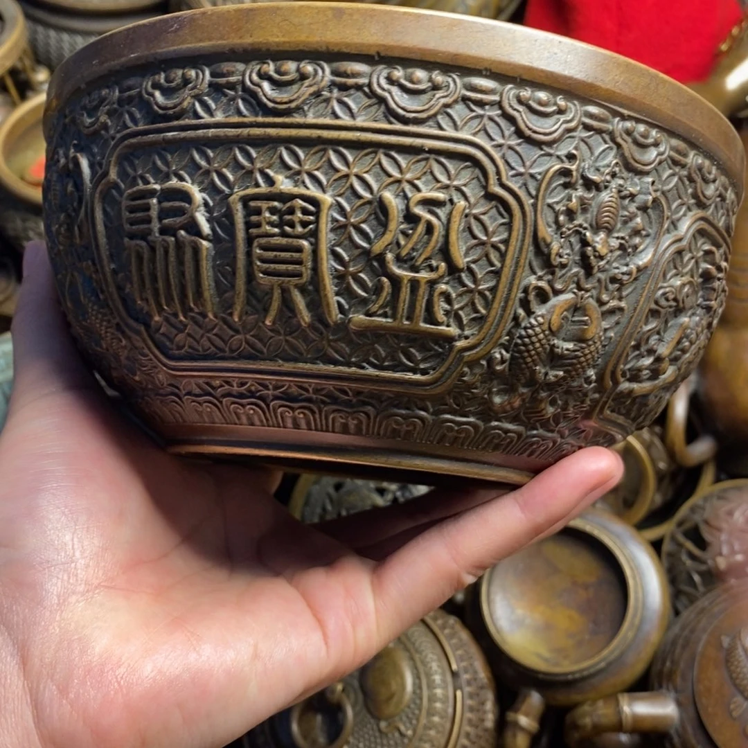精美铜器做工精良