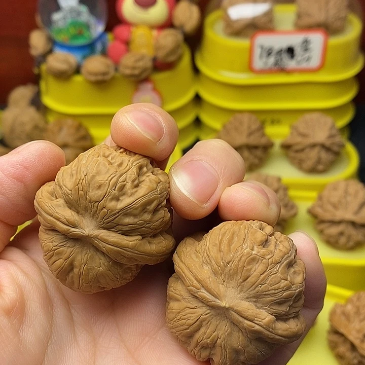 37➕特价元宝文玩核桃