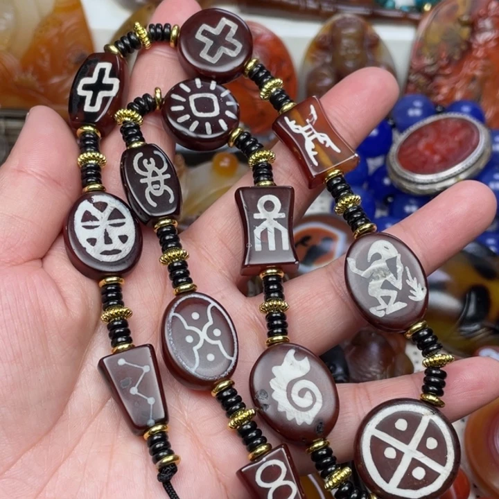 玛瑙/玉髓未镶嵌颈饰