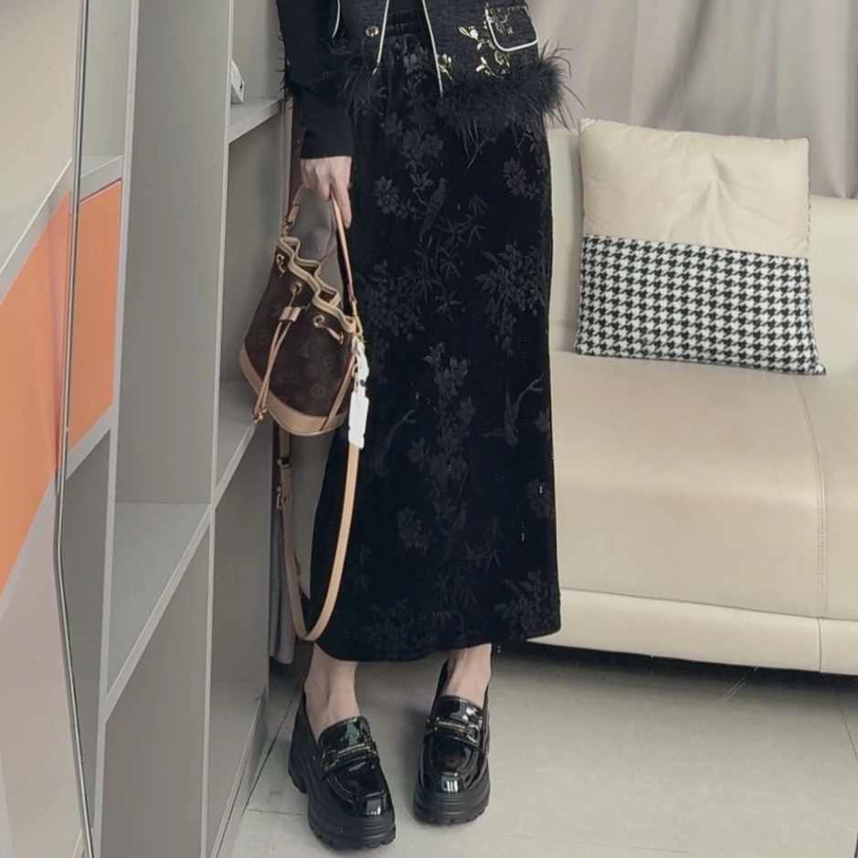 631新款秋冬季丝绒提花松紧腰开叉半身裙