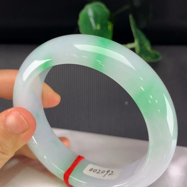 翡翠手镯未镶嵌轮胎60-61