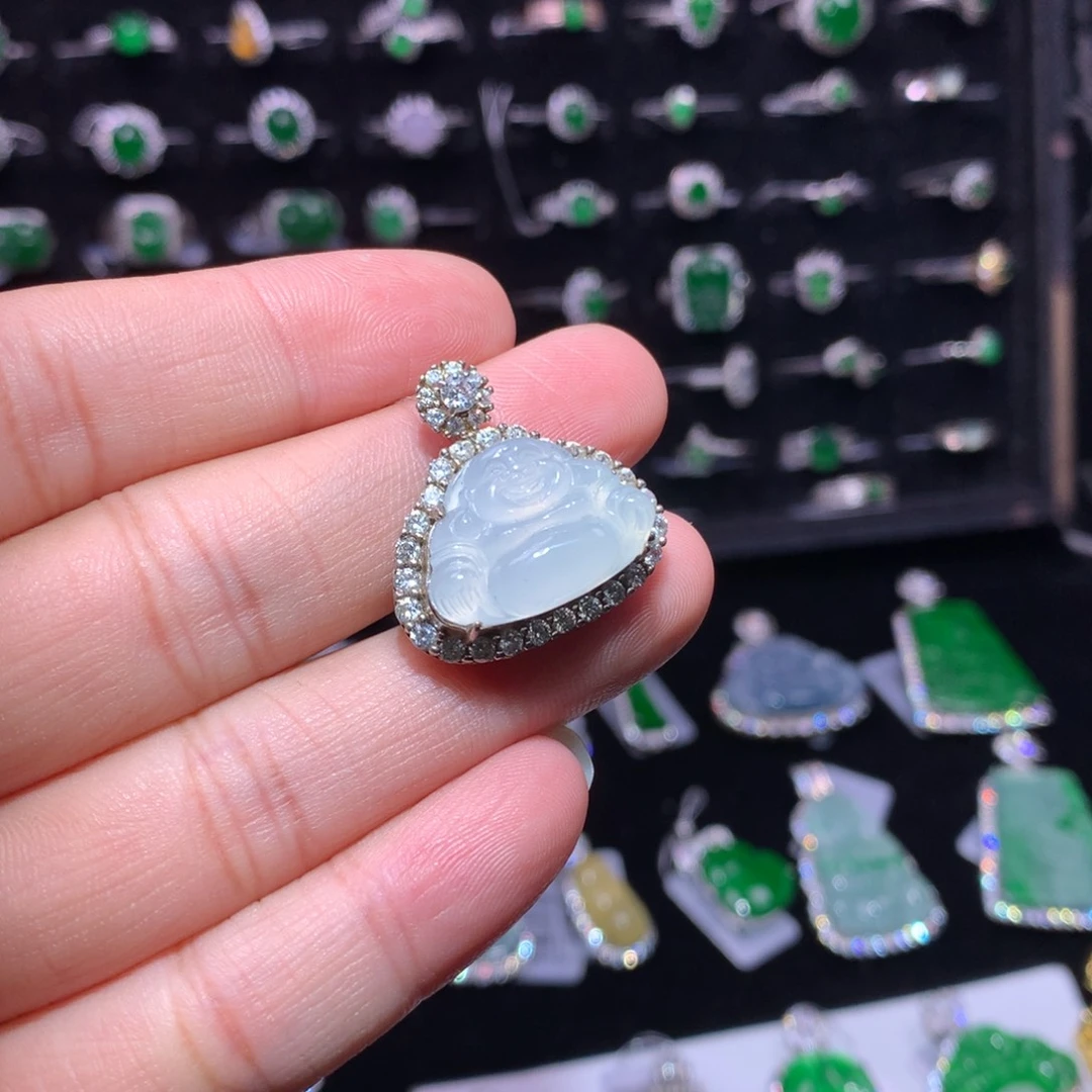 翡翠银S925镶嵌颈饰翡翠