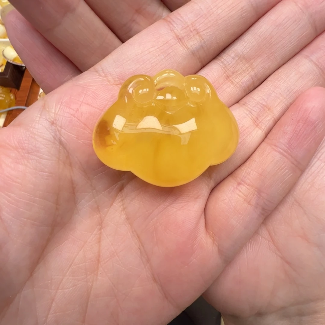 裸石琥珀未镶嵌蜜蜡