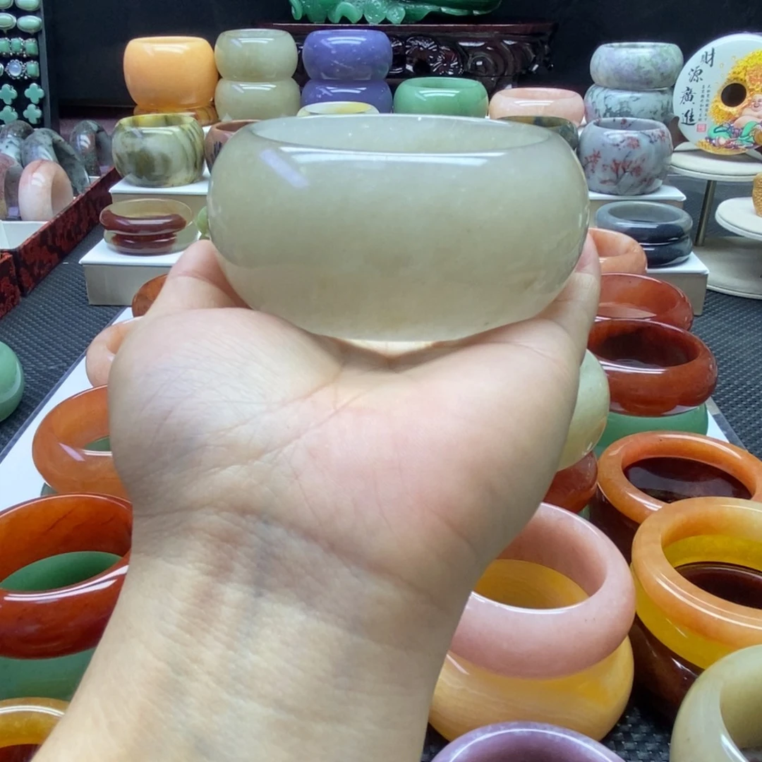 ꧁***꧂石英质玉未镶嵌手镯