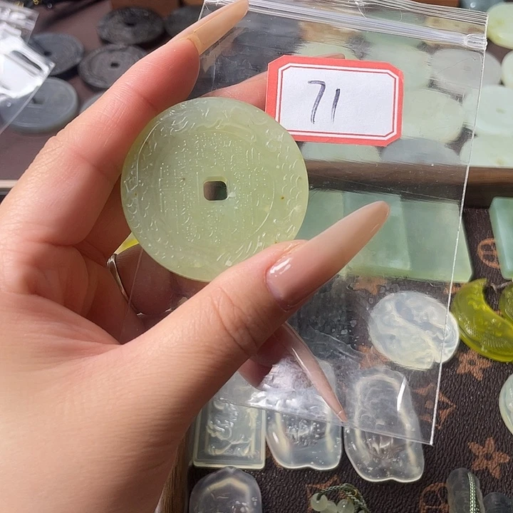 蛇纹石玉合金颈饰