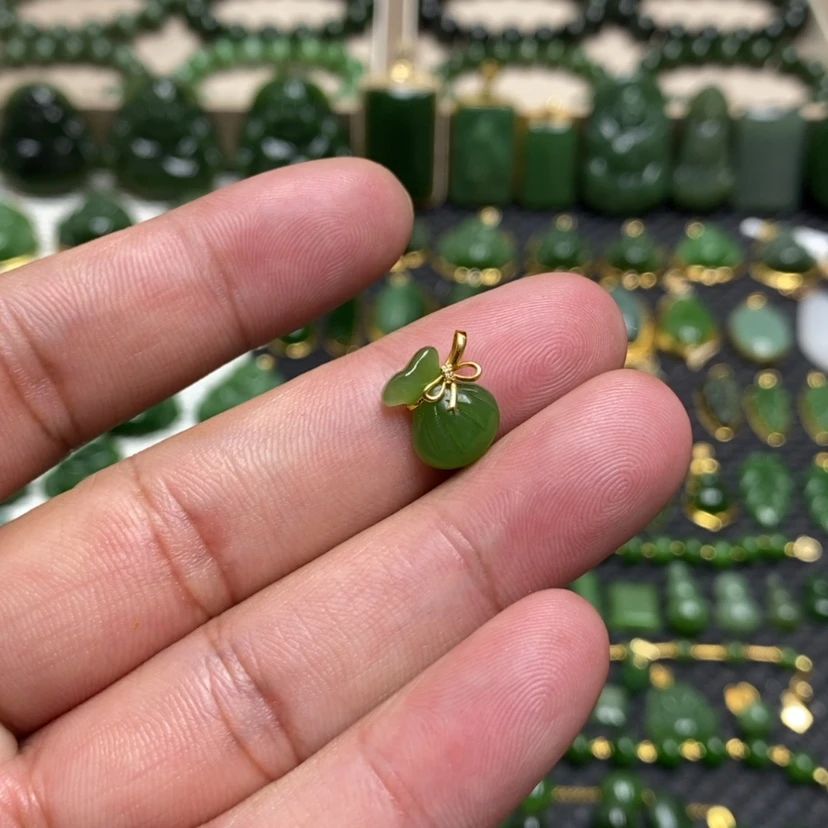 【闪购商品】和田玉（碧玉）18K金镶嵌颈饰