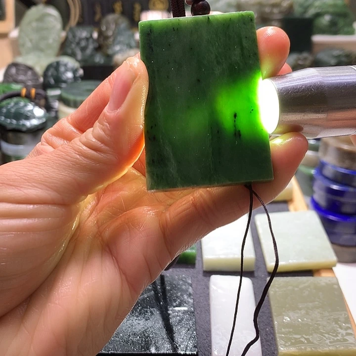 和田玉未镶嵌珠宝半成品