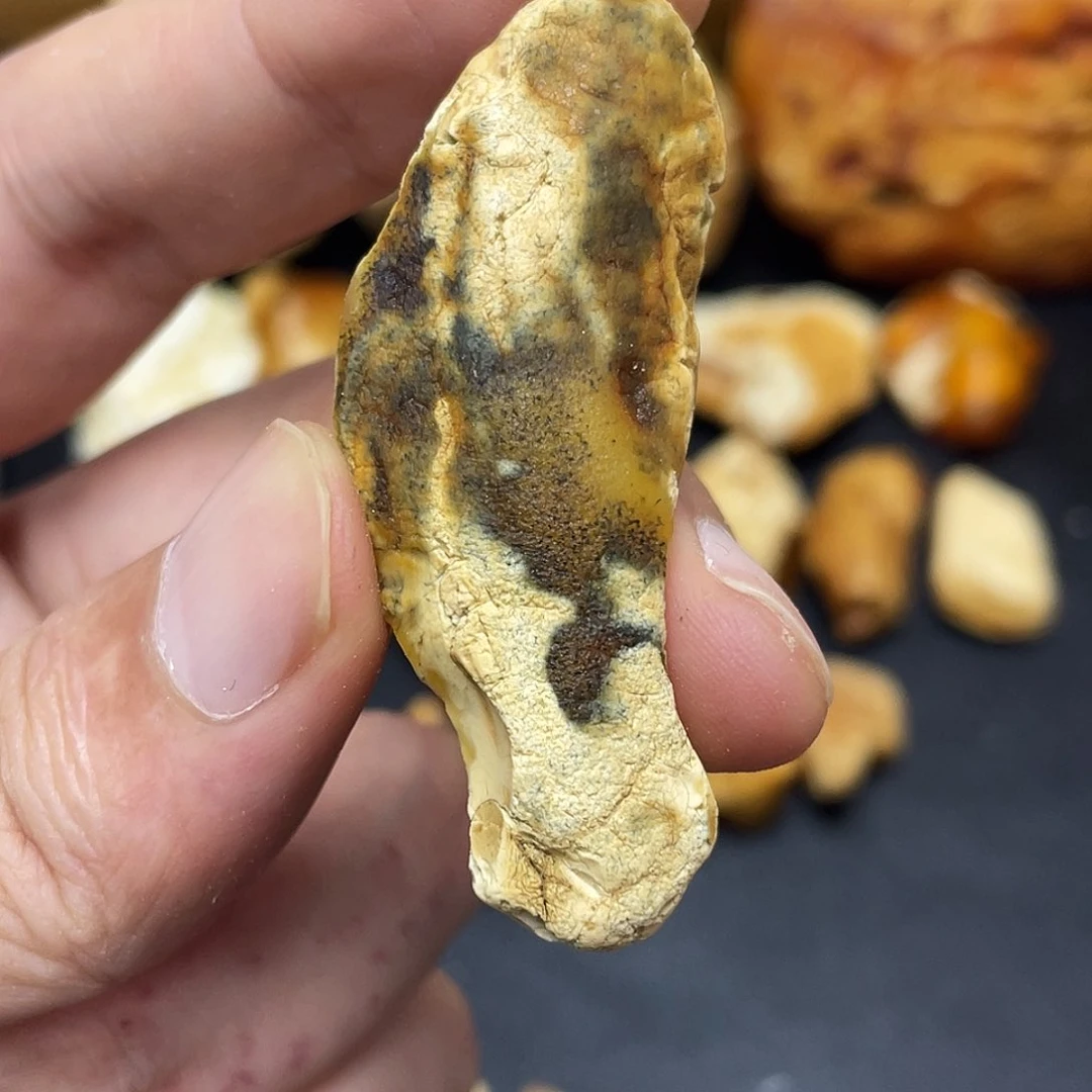 未镶嵌定制琥珀定制