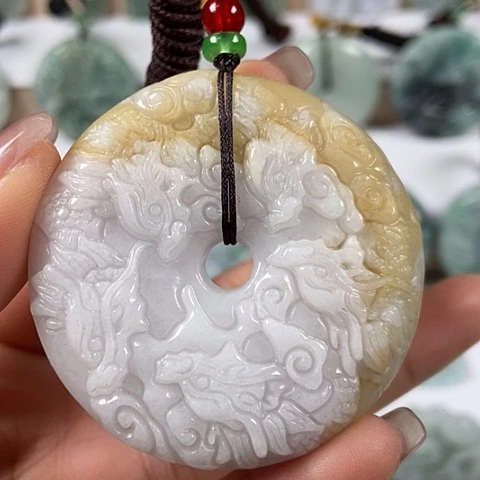 翡翠颈饰未镶嵌九龙扣两面工福利洒黄翡翠福利翡翠