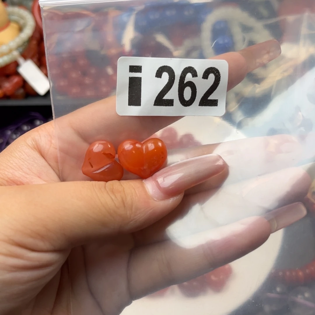 南红玛瑙未镶嵌珠宝奇石