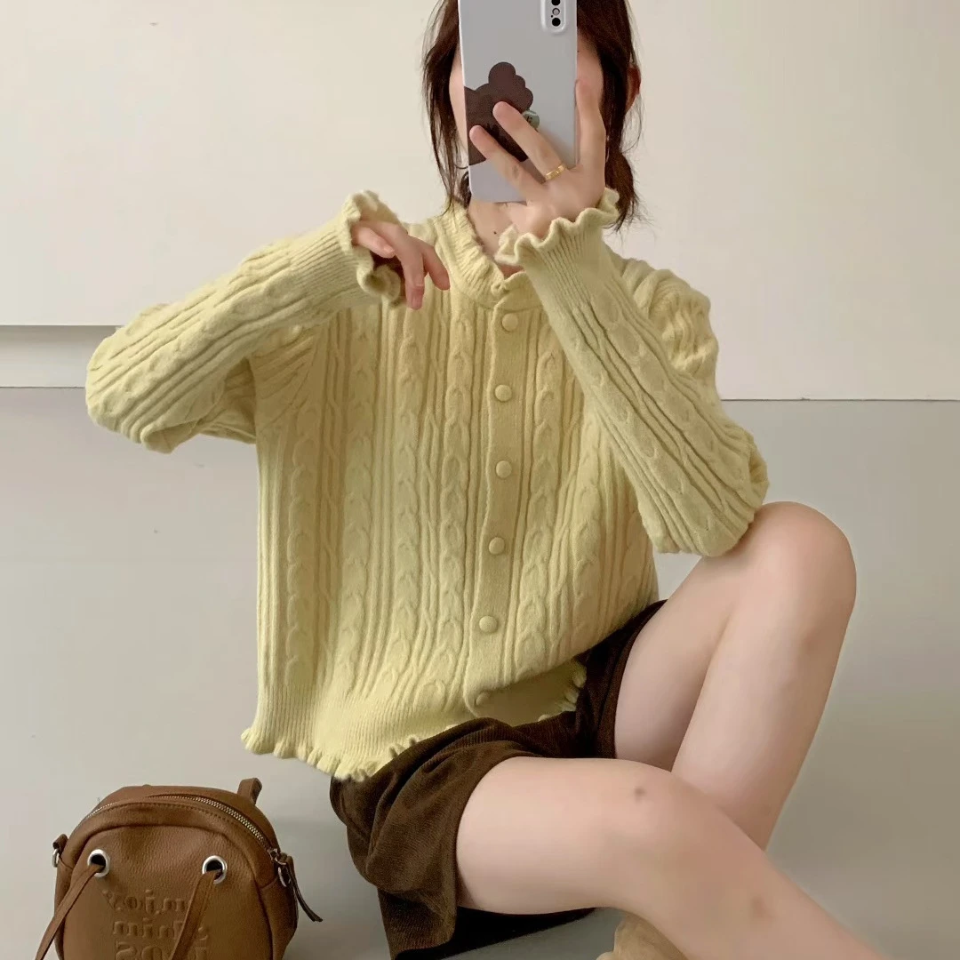 2025女秋冬荷叶边针织衫女单排扣外套纯色麻花开衫洋气毛衣女外套