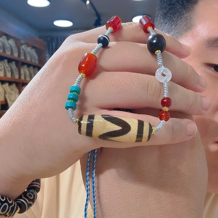 未镶嵌玛瑙/玉髓珠宝奇石