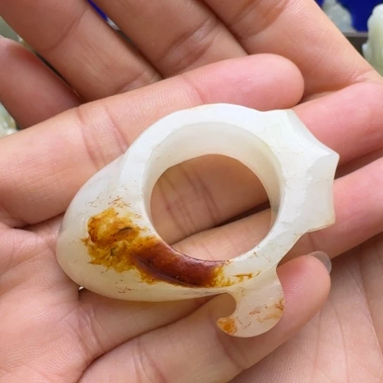 和田玉挂件未镶嵌欣**诺