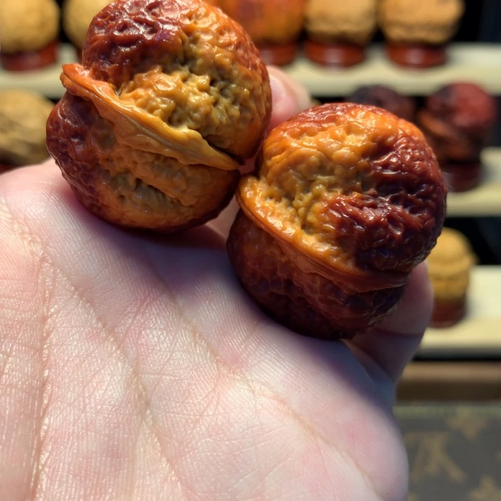 ****息文玩核桃把件36魔鬼蛙