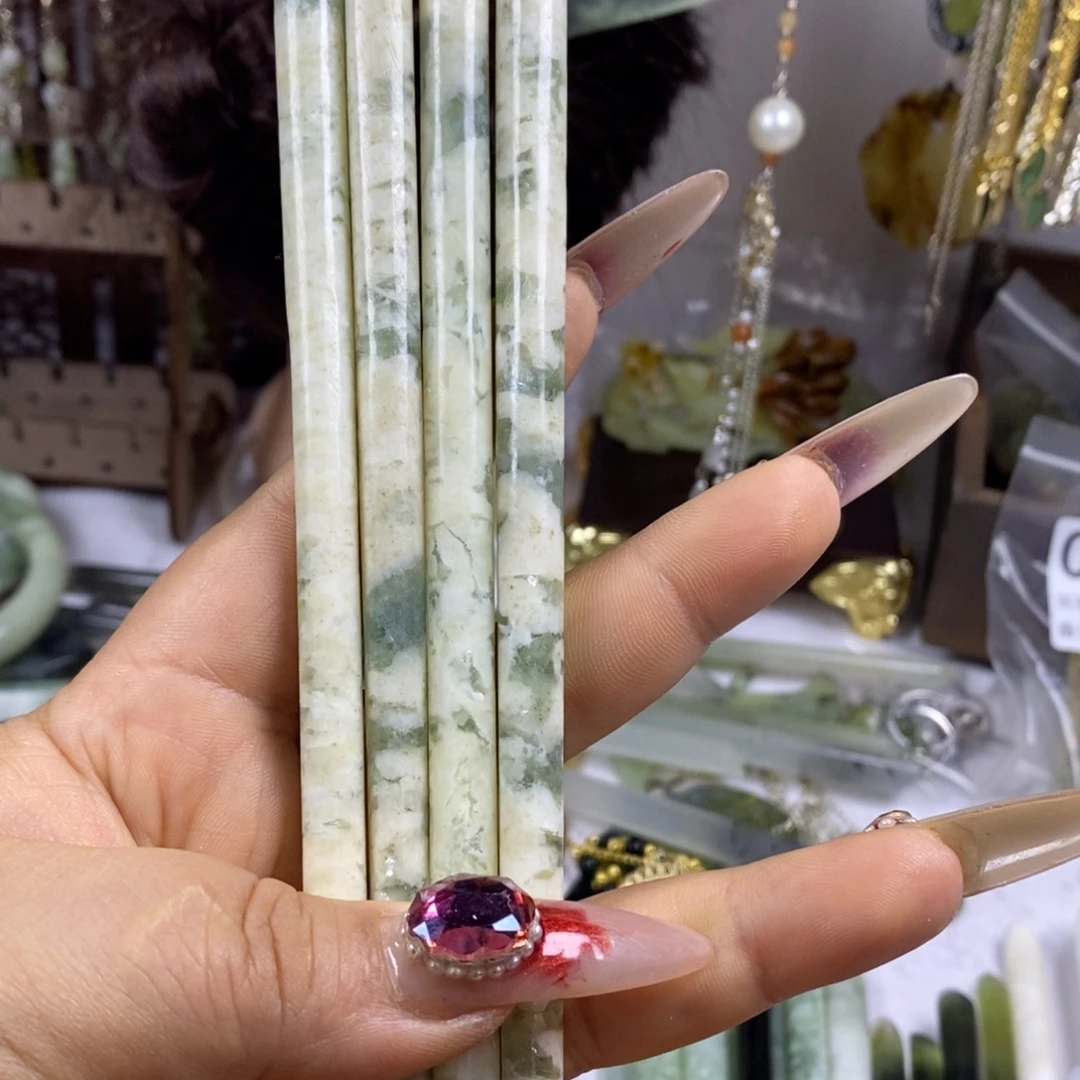 蛇纹石玉未镶嵌发簪