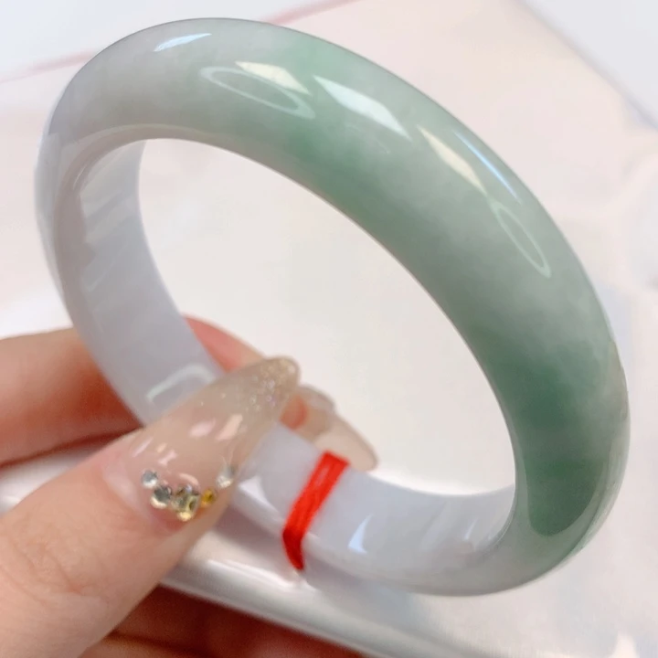 【闪购商品】翡翠手镯未镶嵌54圈