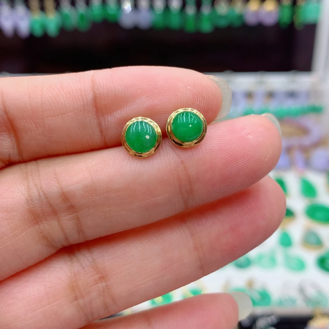唐***糖翡翠18K金镶嵌耳饰