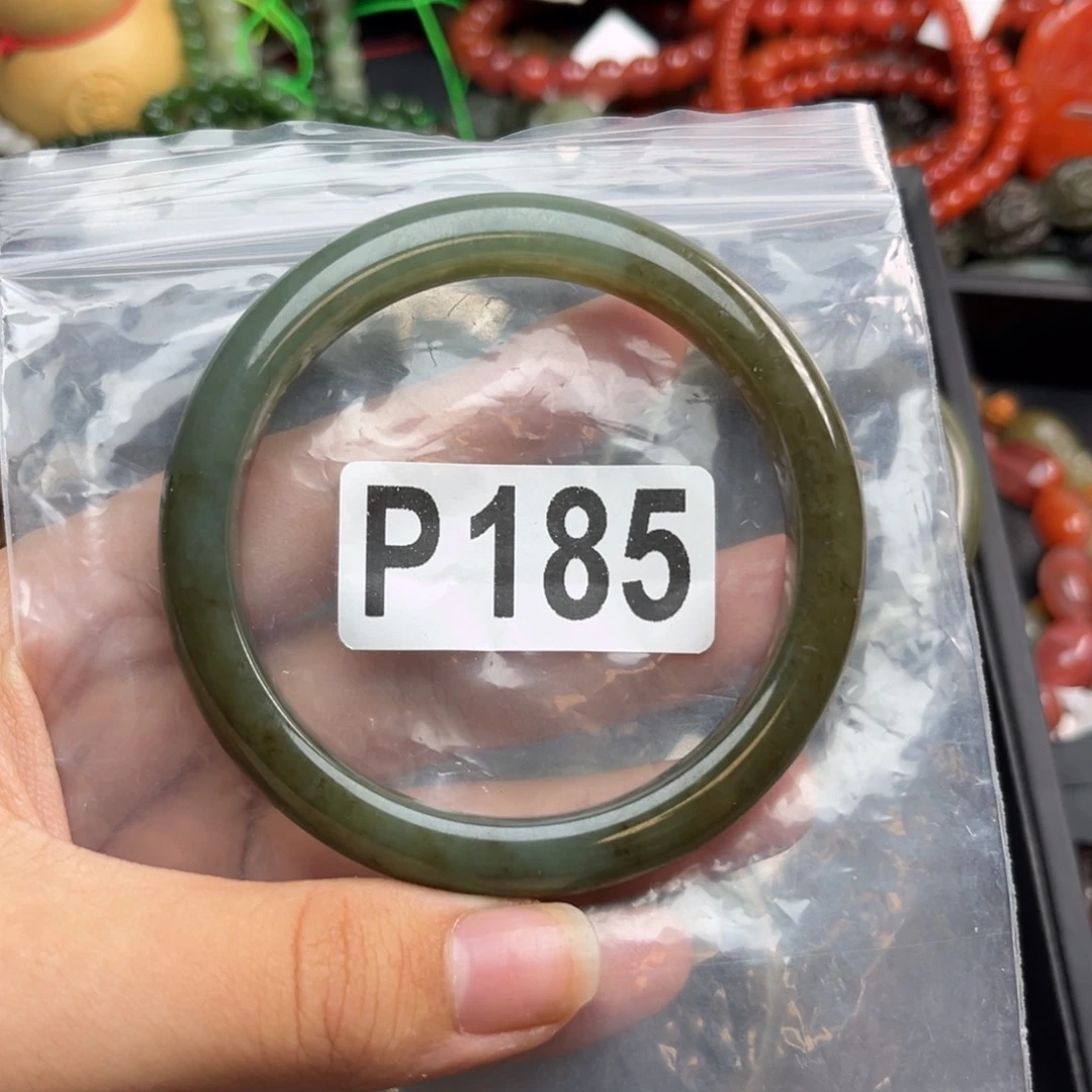 和田玉未镶嵌珠宝奇石何*