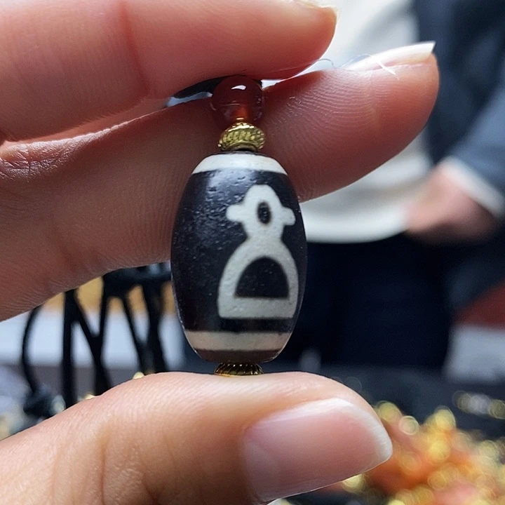 玛瑙/玉髓合金颈饰