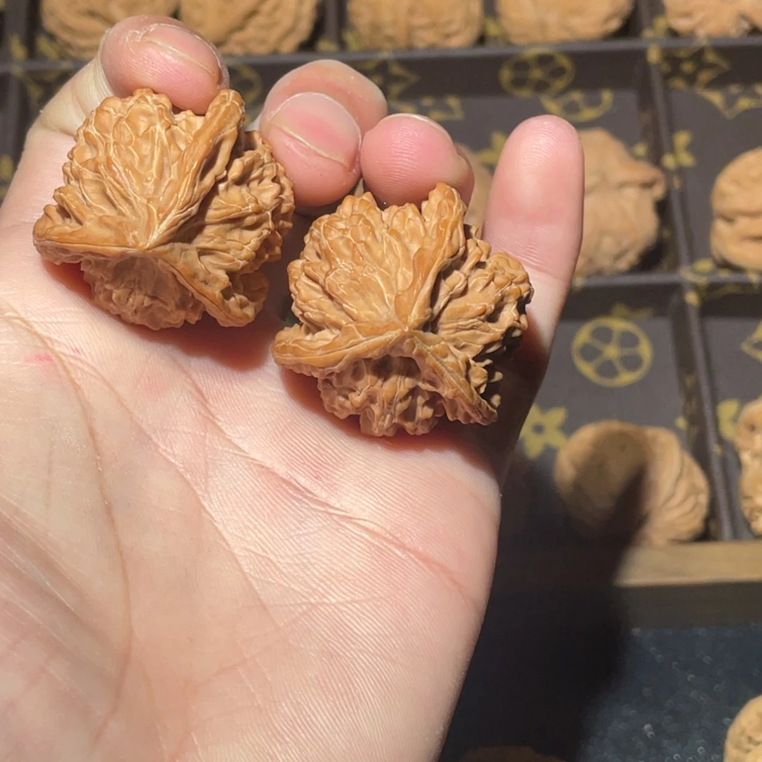 把件文玩核桃盘山 编号190