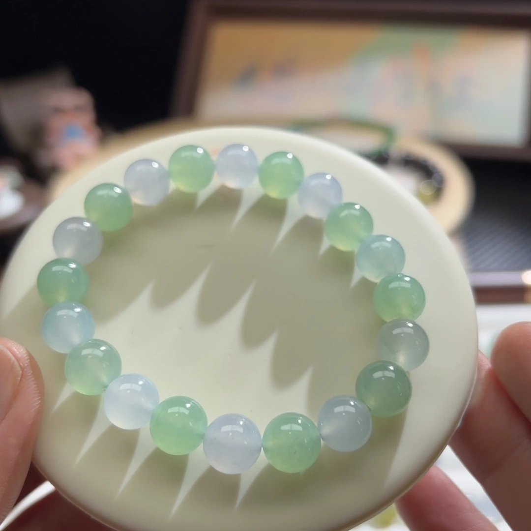 翡翠散珠卡9.6多宝手串