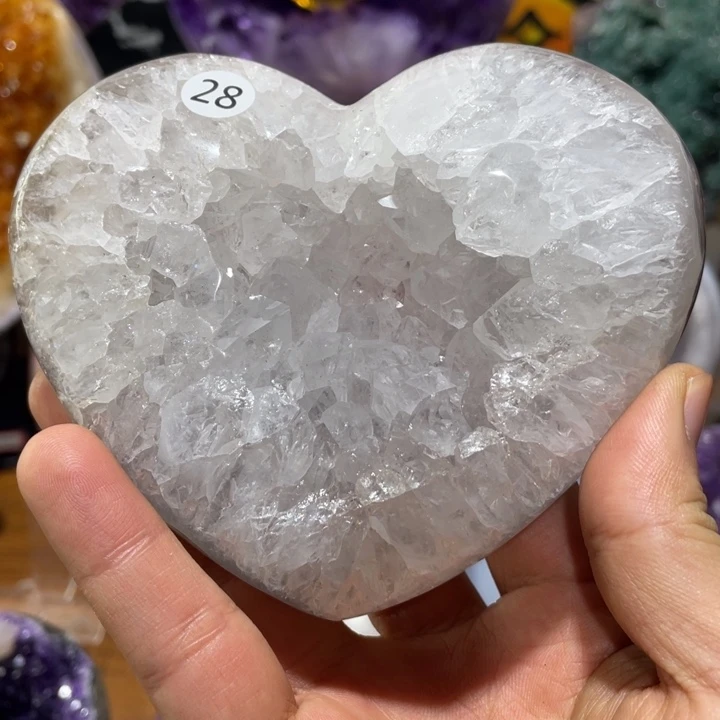 紫晶未镶嵌大型摆件（非配饰）