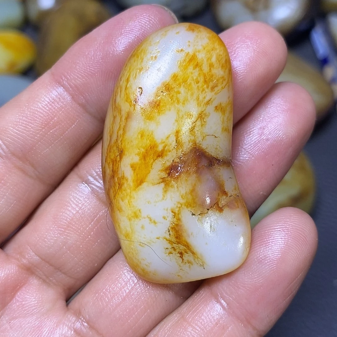 未镶嵌和田玉（糖玉）挂件