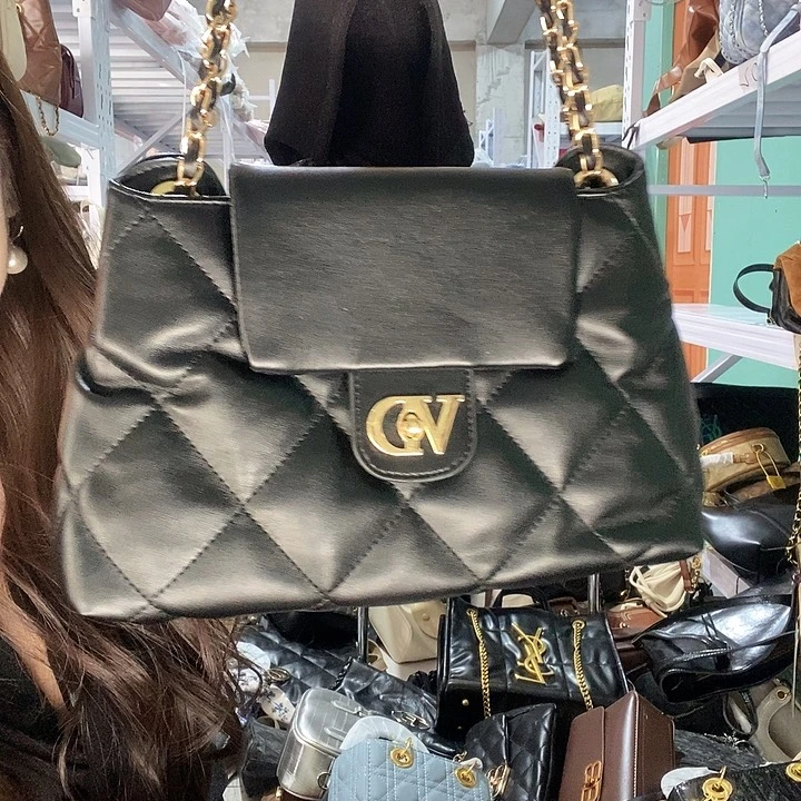 牛剖层皮革绵羊皮（革）羊皮（革）小牛剖层皮革