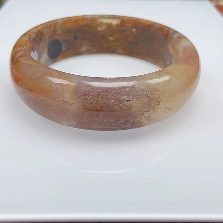 手镯玛瑙/玉髓未镶嵌