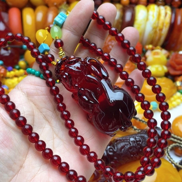 树脂制品1号貔貅毛衣链