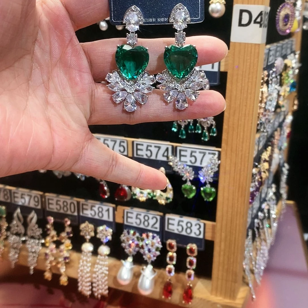 【闪购商品】纯铜925银锆石知*