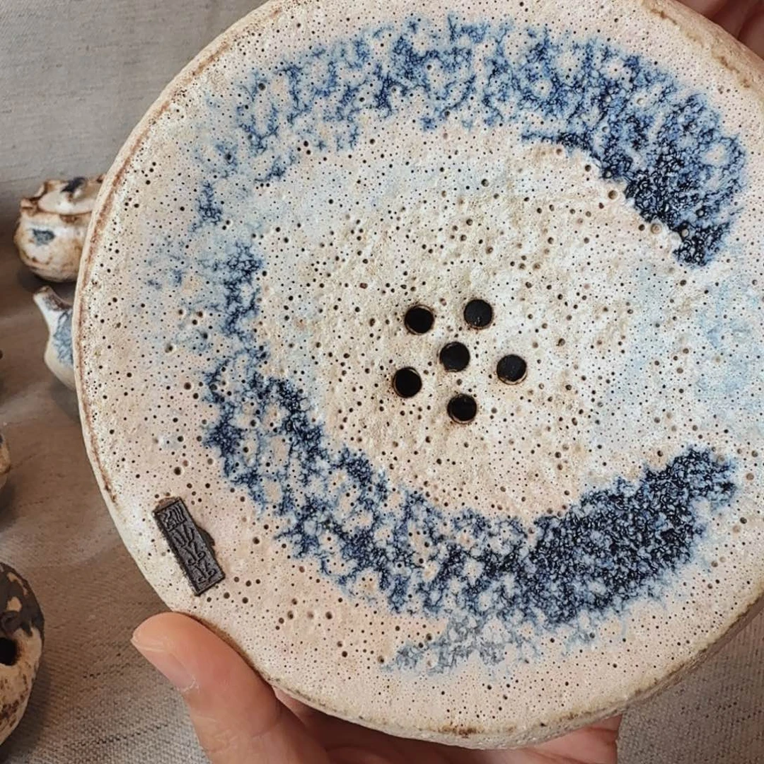 粉引六方壶承一只一只