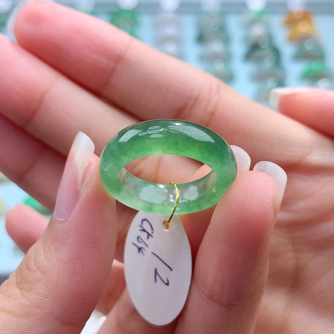 未镶嵌戒指翡翠12圈