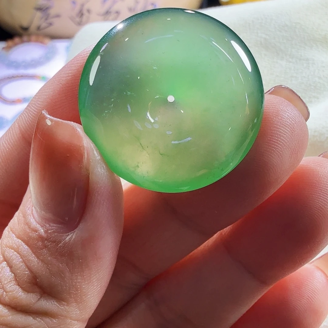 翡翠未镶嵌颈饰裸石