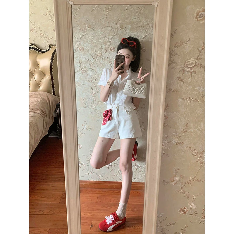 2025夏季小众设计款显瘦修身短款上衣休闲宽松百搭时尚高腰短裤女