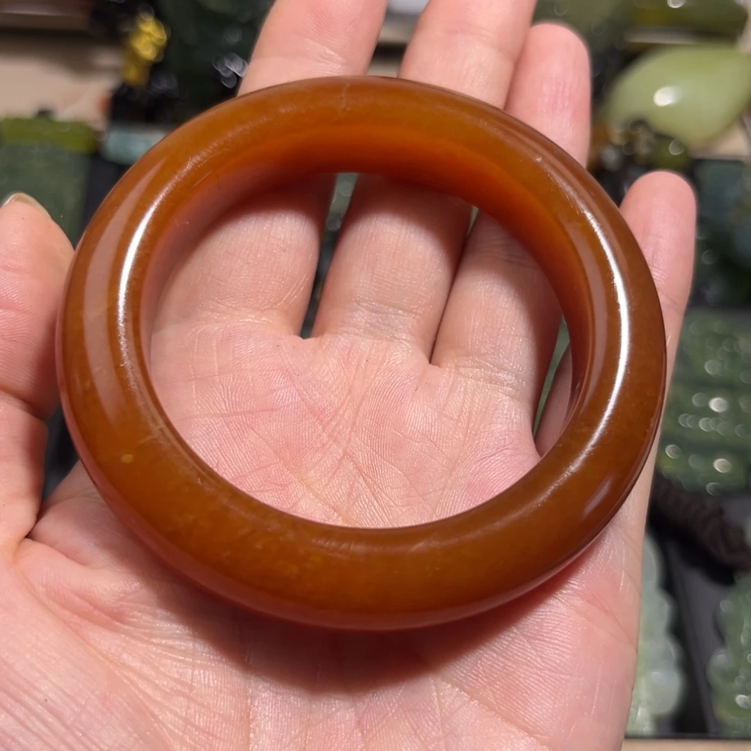 诸***晶蛇纹石玉未镶嵌手镯