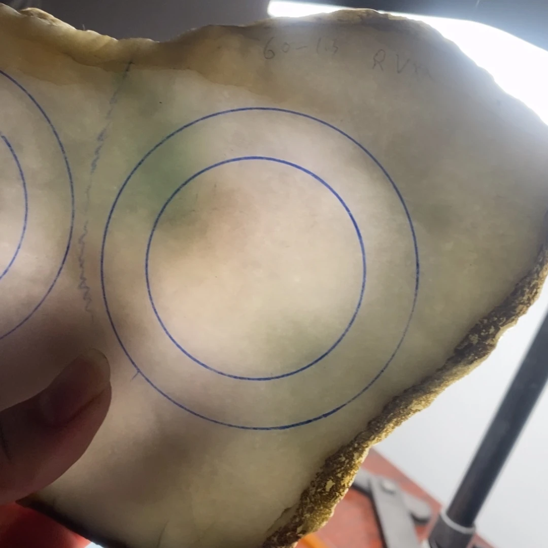 翡翠挂件未镶嵌小*鼠