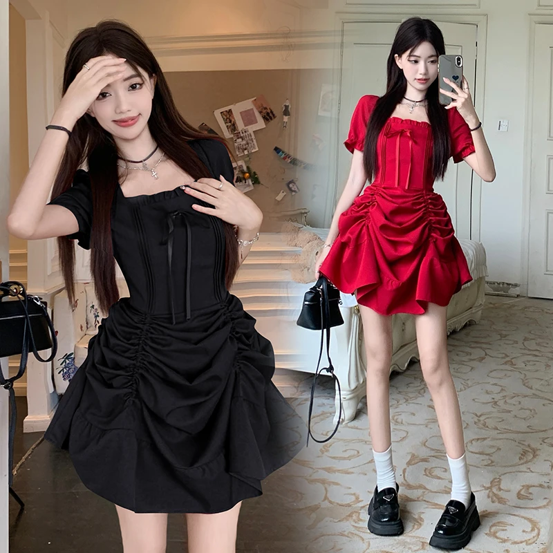 2025年夏季红色方领纯色长裙气质感收腰显瘦大码连衣裙