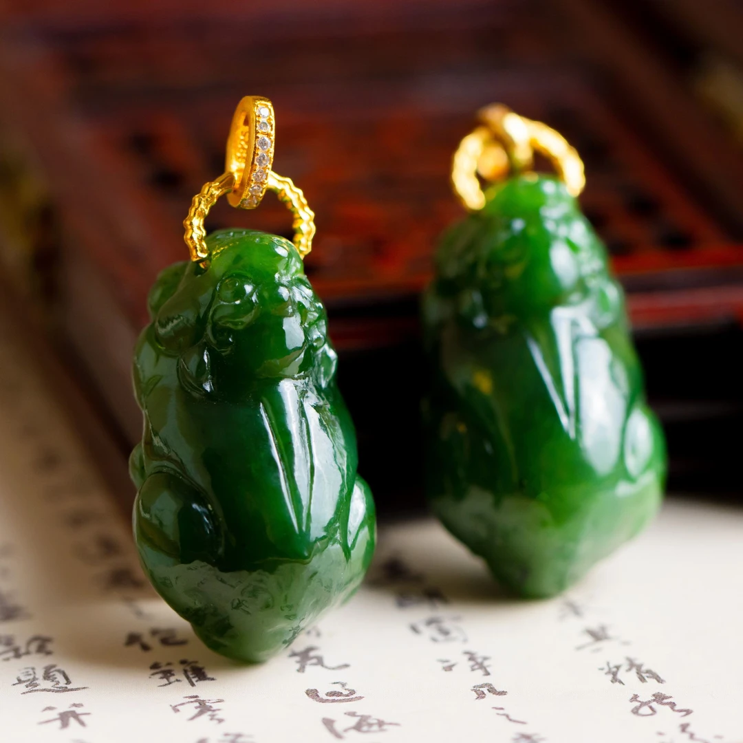 和田玉貔貅S925银吊坠不含链（多样性发货发其一）