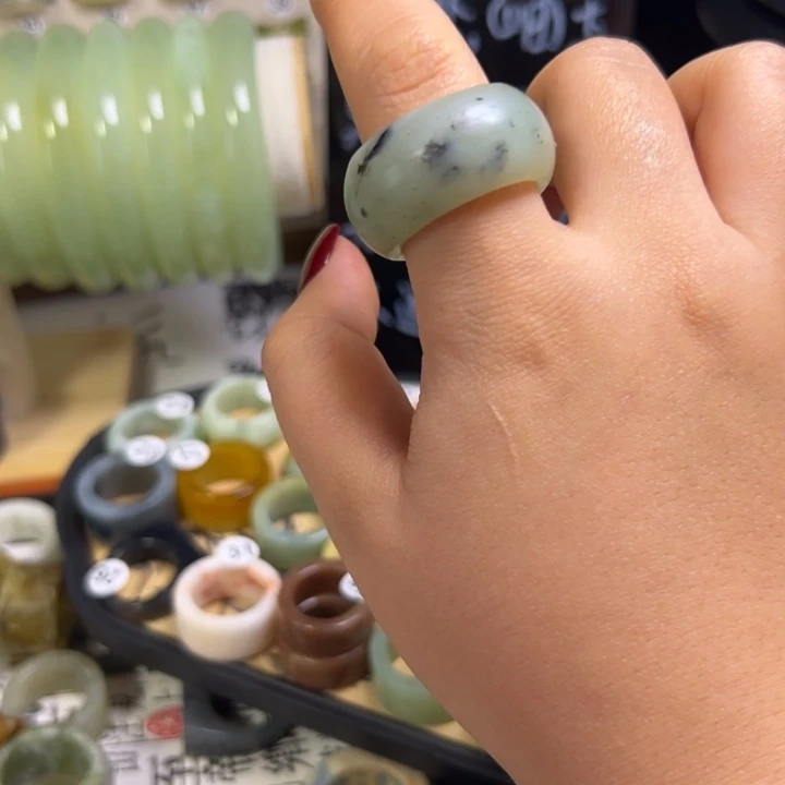 蛇纹石玉合金戒指