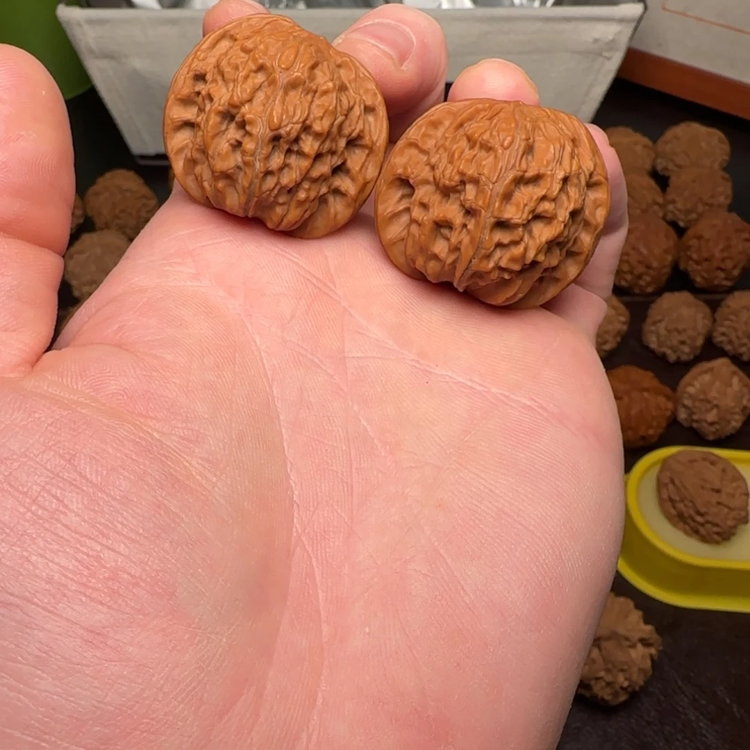 吊坠文玩核桃蝴蝶磨盘