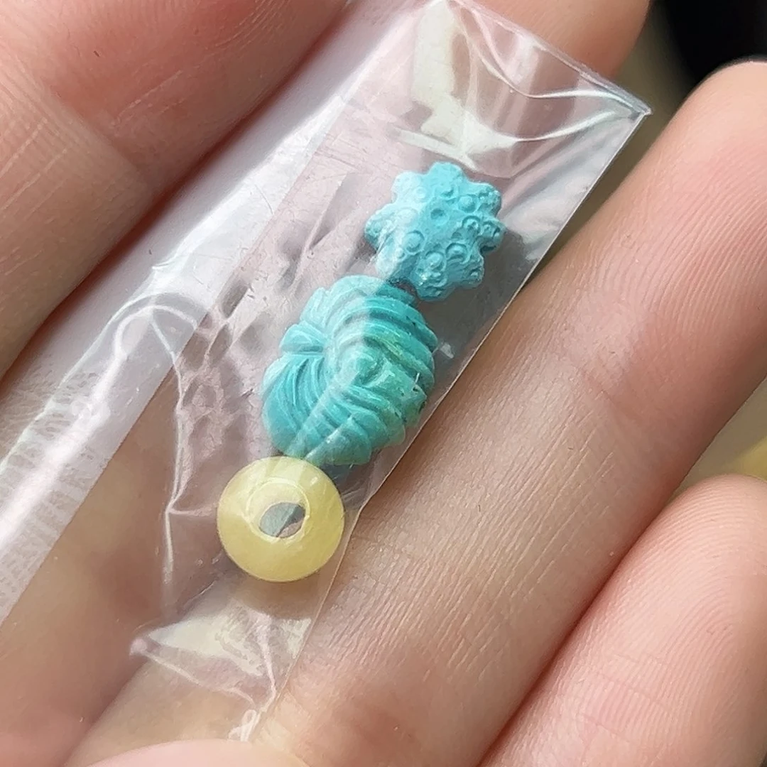 蜜蜡珠宝奇石未镶嵌