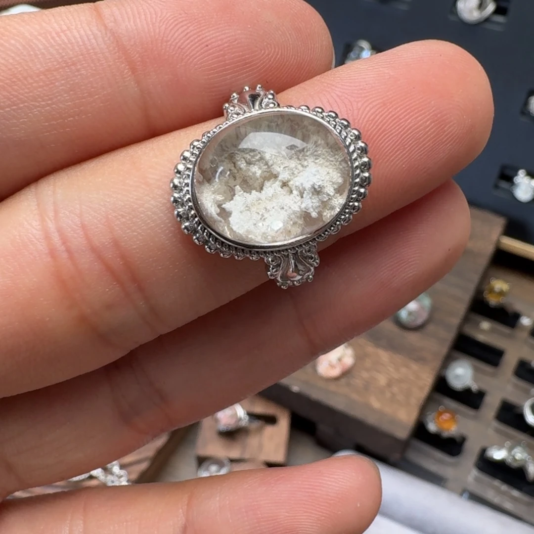 白幽灵戒指不退不换未镶嵌水晶是****⁵