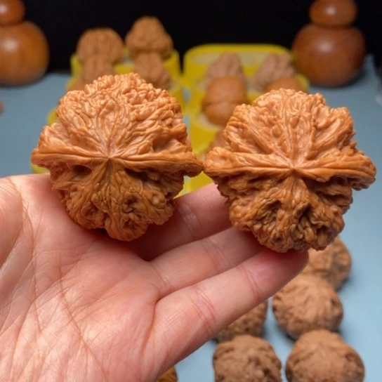 吊坠文玩核桃粗筋头货 59.3克