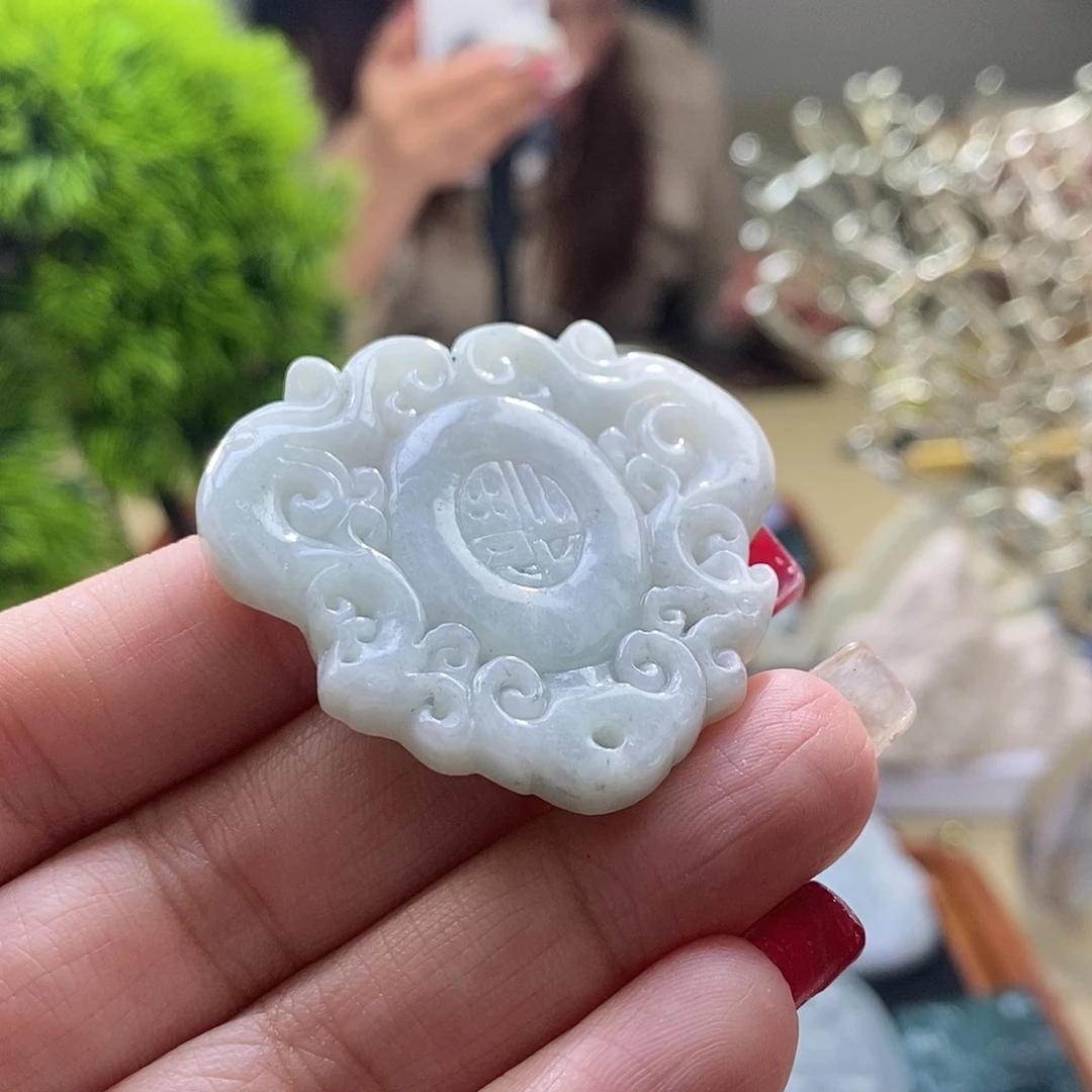 【闪购商品】翡翠颈饰未镶嵌仿古